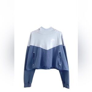 Nike women’s wide crop hoodie Large blue Like New